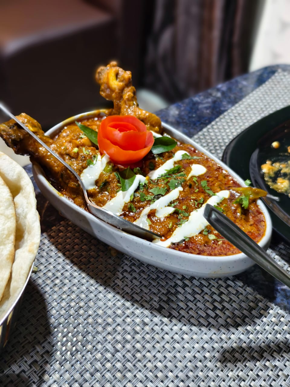 ఘుమఘుమలు రెస్టారెంట్